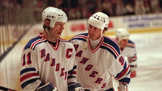 January 12 in New York Rangers history: Mark Messier's #11 retired